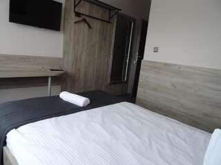 Отели типа «постель и завтрак» Pro Bed & Breakfast Osielsko Двухместный номер с 1 кроватью-8