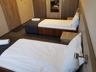 Отели типа «постель и завтрак» Pro Bed & Breakfast Osielsko Двухместный номер с 2 отдельными кроватями-27